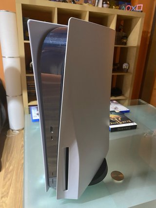 Consola PS5 + 7 Juegos + Mando Dualsense