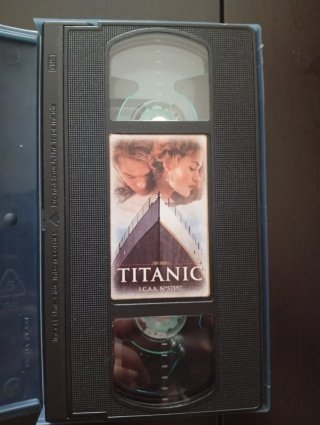 Pack 2 Películas VHS: Jurassic Park y Titanic