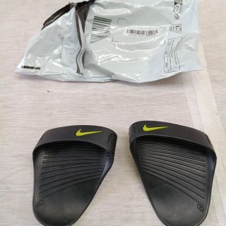 Protector Entrenamiento Nike Alpha Grip