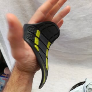 Protector Entrenamiento Nike Alpha Grip