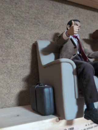 Muñeco Mr. Bean con accesorios con caja.