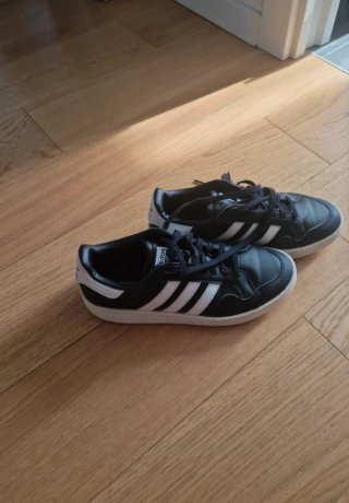 Adidas Scarpe Sneakers donna Nero Bianco