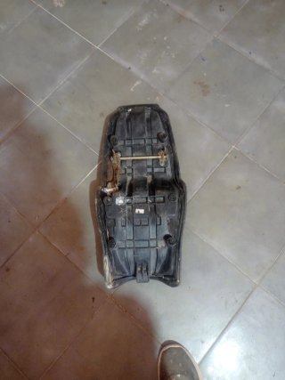 Asiento Yamaha TZR 50