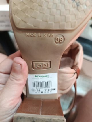 Zapatos Lodi Beige Talla 38