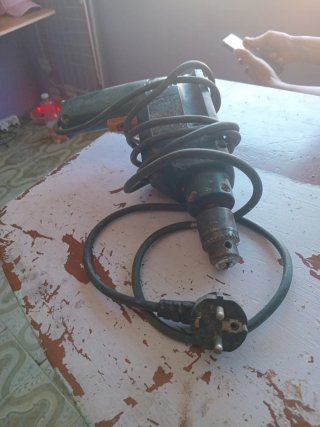 Taladro eléctrico con cable
