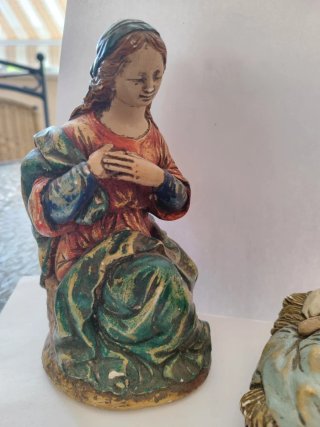 Belén figuras María y Niño Jesús