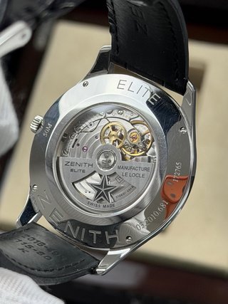 Zenith Heritage Ultra Thin Argento