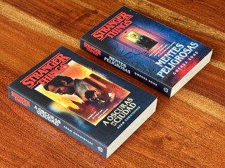 Stranger Things - Novelas (Edición Limitada)