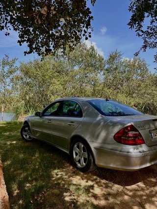 Mercedes-Benz Clase E 2004