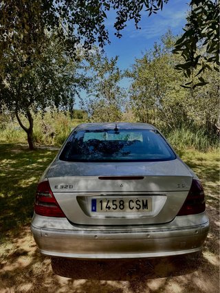 Mercedes-Benz Clase E 2004