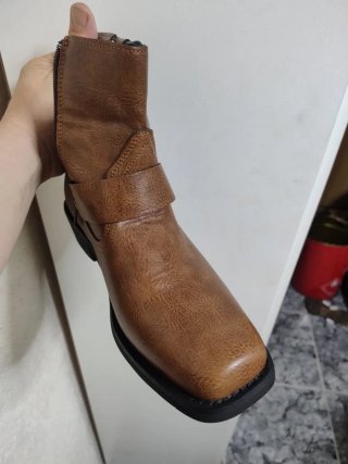 Botines vaqueros marrones con hebilla