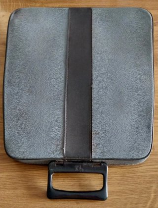 Olivetti letera 32 con Maletín. Máquina escribir