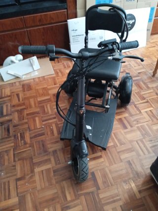 Triciclo Eléctrico Blaze-Lite Negro