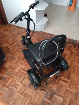 Triciclo Eléctrico Blaze-Lite Negro