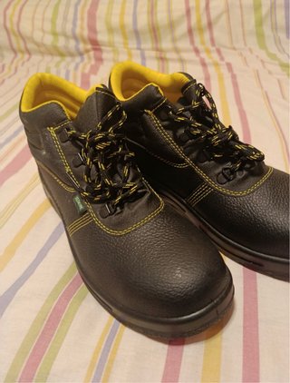 Botas trabajo talla 42