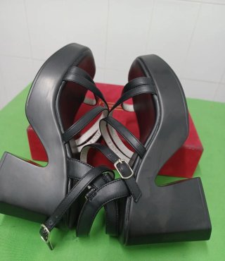Sandalias Oriental Traffic Negras