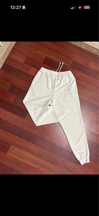 Pantalón chándal Liverpool Nike Beige