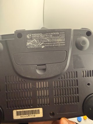 Nintendo 64 + 2 mandos + 3 juegos