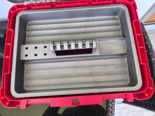 Caja de herramientas Keter con bandeja