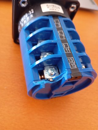 Interruptor Rotativo LW26-32 D1050/4
