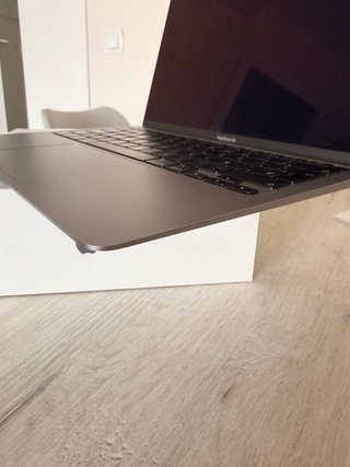 MacBook Air M1