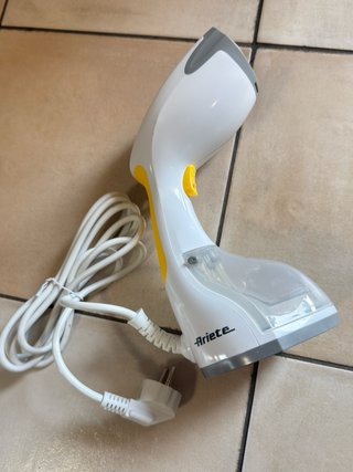 Vaporizzatore verticale Ariete - Stiratrice portat