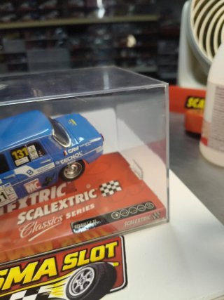 Scalextric Renault 8 TS Azul ref 6379
