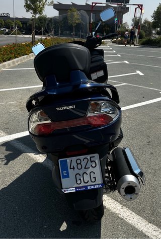 Suzuki Burgman 400 Impecable