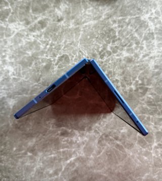 Samsung Z Fold 7 Blu shadow
