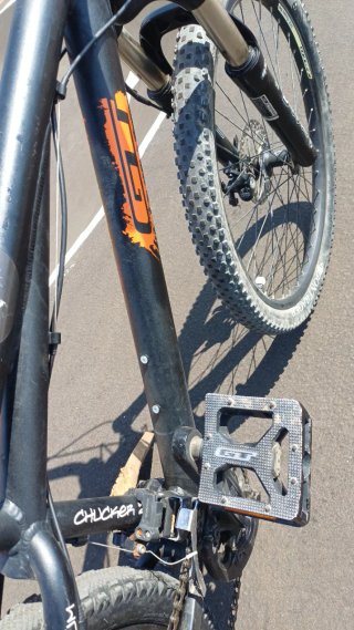Bicicleta GT CHUKER 2.0 Dirt Jump/Pump Track