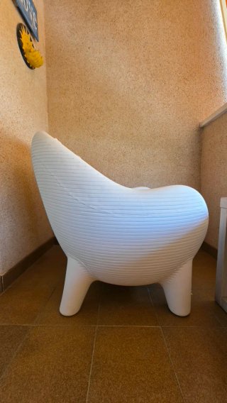 2 Sillones de resina blancos para exterior