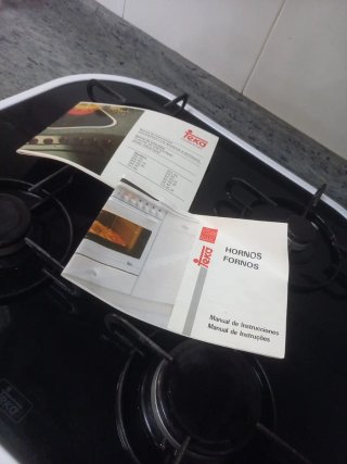 Placa de gas TEKA 4 fuegos más Horno TEKA