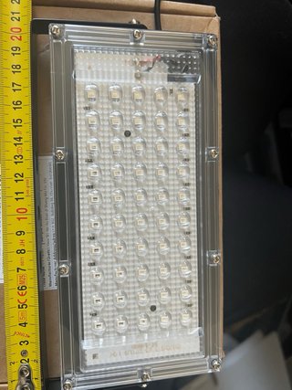 Lámpara UV de 380/400 nm con 50 LED y interruptor