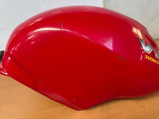 Depósito Gasolina Honda VTR 250 (2005)