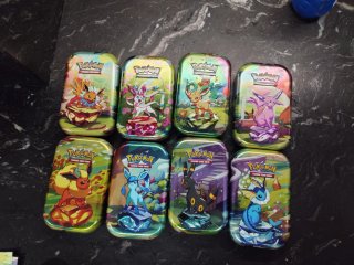 Mini Tins Pokémon Vacías con Moneda