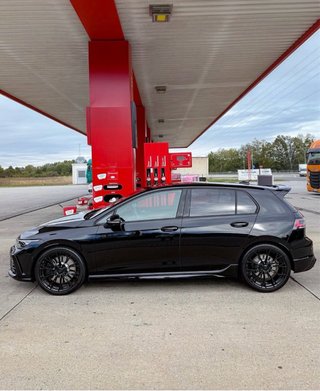 Volkswagen Golf 2025