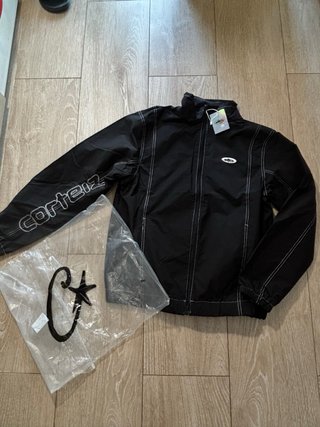 Chaqueta Corteiz Negra