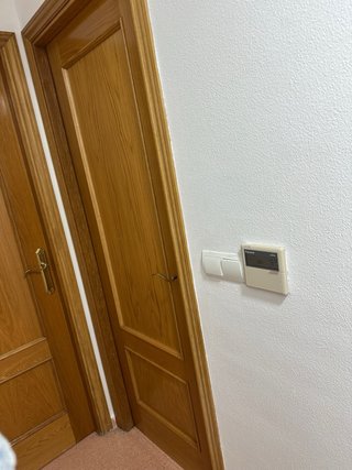 Puerta de madera 72cm