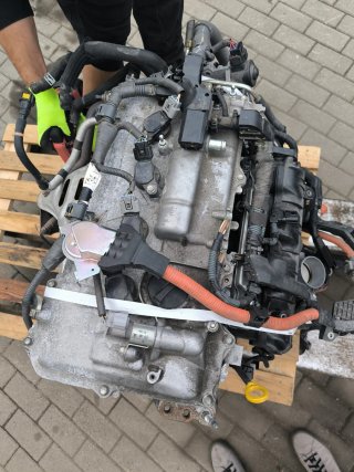 Motor Toyota Auris 2
