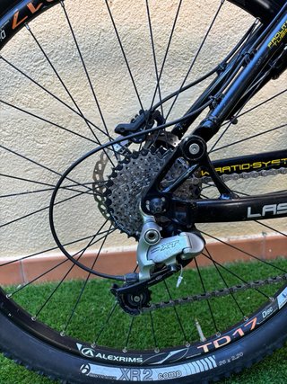 Merida MTB Doble Suspensión 26