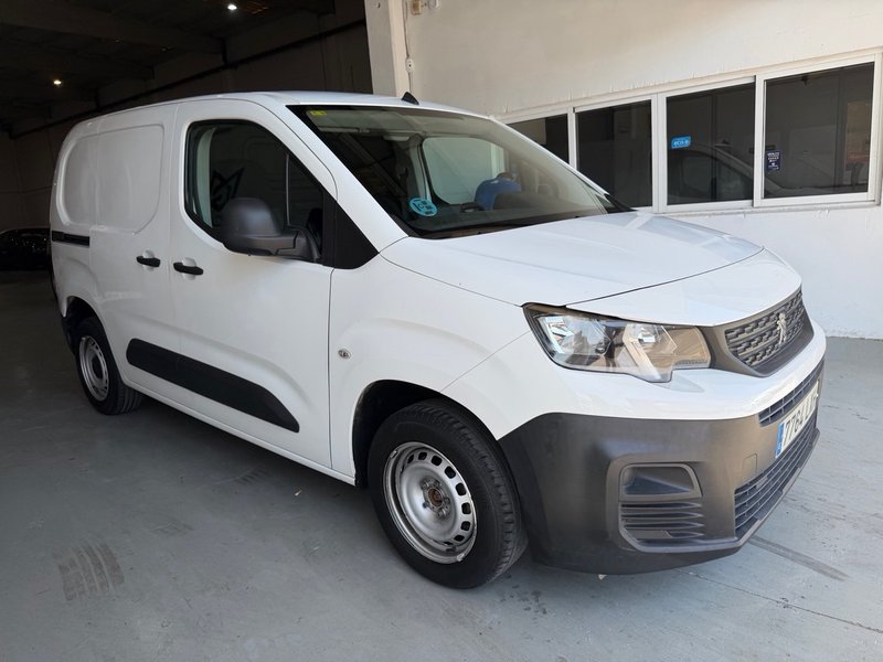 Peugeot Partner 2022, foto 2