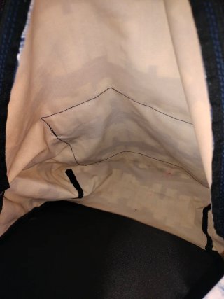 Mochila Eastpak azul y blanca