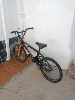 2 Bicicletas bmx btwein