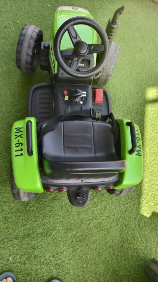 Tractor Infantil Eléctrico Ataa