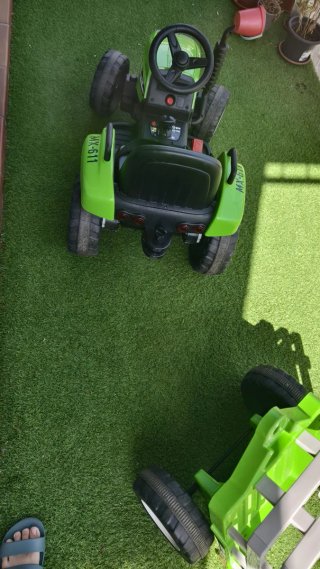 Tractor Infantil Eléctrico Ataa