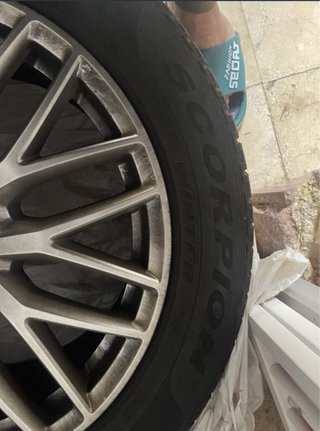 Llantas Audi SQ7 con neumáticos de invierno