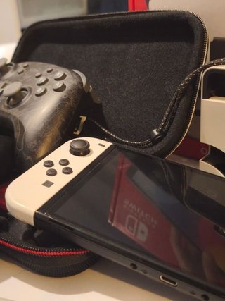 BCN Nintendo Switch Oled