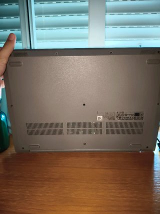 Portátil Lenovo IdeaPad 315ADA05 plateado