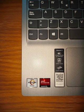 Portátil Lenovo IdeaPad 315ADA05 plateado