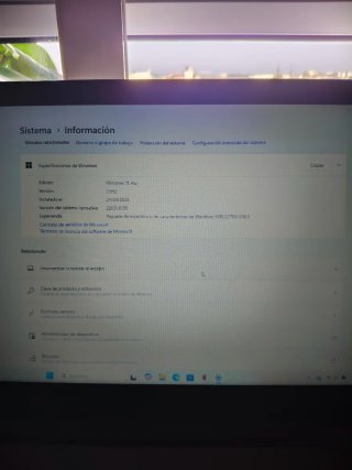 Portátil Lenovo IdeaPad 315ADA05 plateado